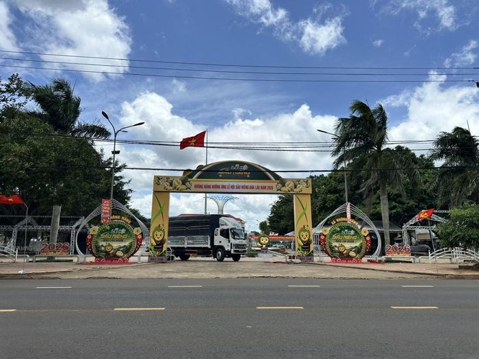 Sự kiện chính diễn ra tại Quảng trường trung tâm xã Krông Năng.