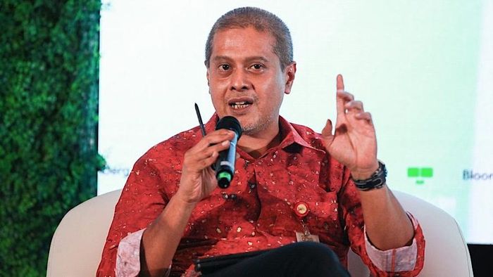 Cơ quan Dịch vụ Tài chính Indonesia đã bổ nhiệm ông Henry Rialdi làm Phó ủy viên phụ trách quản lý và giám sát BMKS