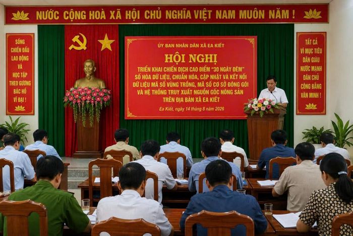  Hội nghị triển khai chiến dịch cao điểm “30 ngày đêm” số hóa dữ liệu, chuẩn hóa, cập nhật và kết nối dữ liệu mã số vùng trồng, mã số cơ sở đóng gói và hệ thống truy xuất nguồn gốc nông sản trên địa bàn xã Ea Kiết. (Ảnh minh hoạ) 