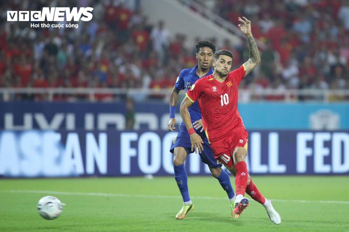 Đội tuyển Việt Nam thắng 4-2 chung cuộc sau 2 lượt trận (thắng 2-0 trên sân khách, hòa 2-2 trên sân nhà). Đỗ Hoàng Hên là cầu thủ xuất sắc nhất trận lượt về.