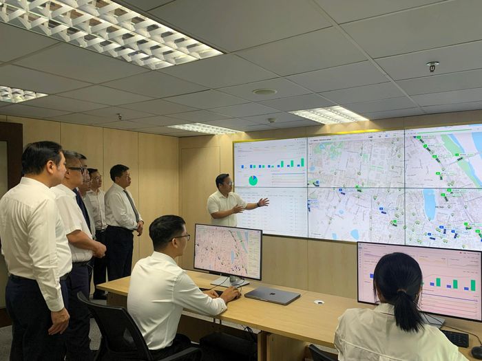Hà Nội ngày càng đầu tư nhiều hơn cho hạ tầng giao thông số. Ảnh: Tuấn Lương