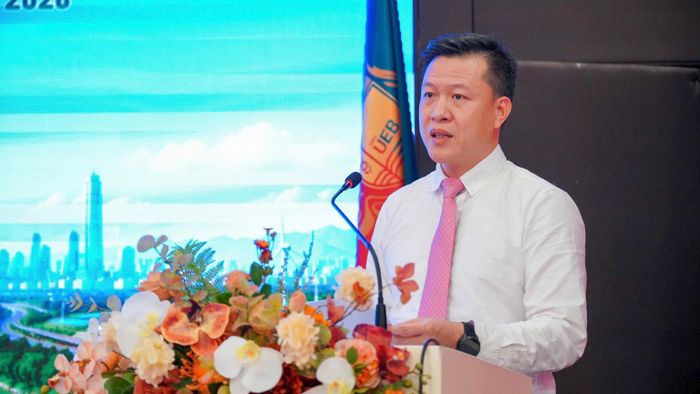 Phó Giáo sư, Tiến sĩ Hoàng Khắc Lịch, Phó Hiệu trưởng Trường Đại học Kinh tế - Đại học Quốc gia Hà Nội. Ảnh: ND