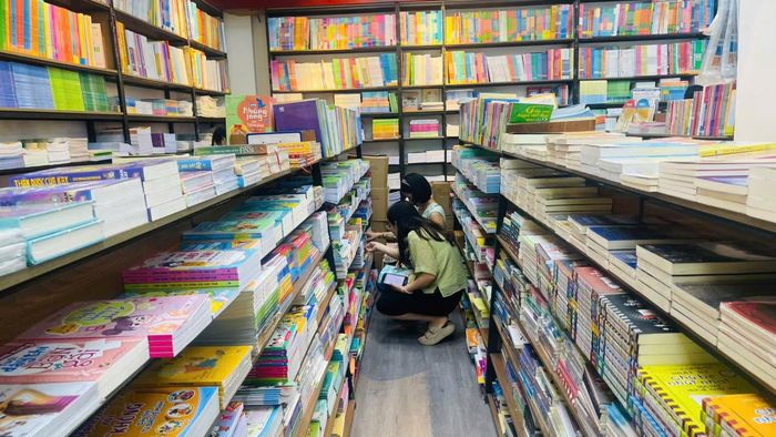 Đến ngày 25-8, NXBGDVN đã in, phát hành 225 triệu bản SGK. Ảnh: CTV