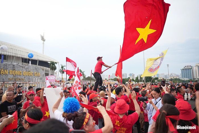 Trận đấu giữa tuyển Việt Nam và Thái Lan sẽ diễn ra vào lúc 20 giờ tối nay (26-8) tại sân Mỹ Đình. Ảnh: Ngọc Tú