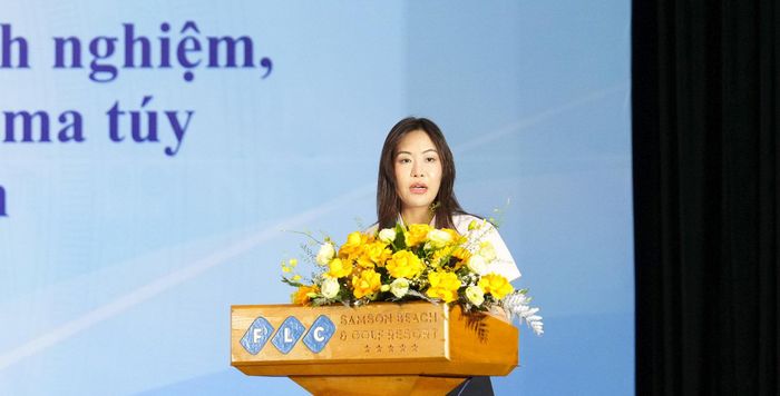 Phó Trưởng ban Công tác đoàn và thanh thiếu niên, Đoàn Thanh niên cộng sản Hồ Chí Minh thành phố Hà Nội Nguyễn Phương Thảo chia sẻ tại hội nghị. Ảnh: Công Phương