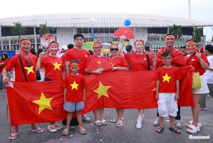 Theo dự đoán của nhiều người hâm mộ, trận này đội tuyển của chúng ta sẽ cho Thái Lan nhiều bất ngờ và chiến thắng với cách biệt ít nhất 2 bàn.