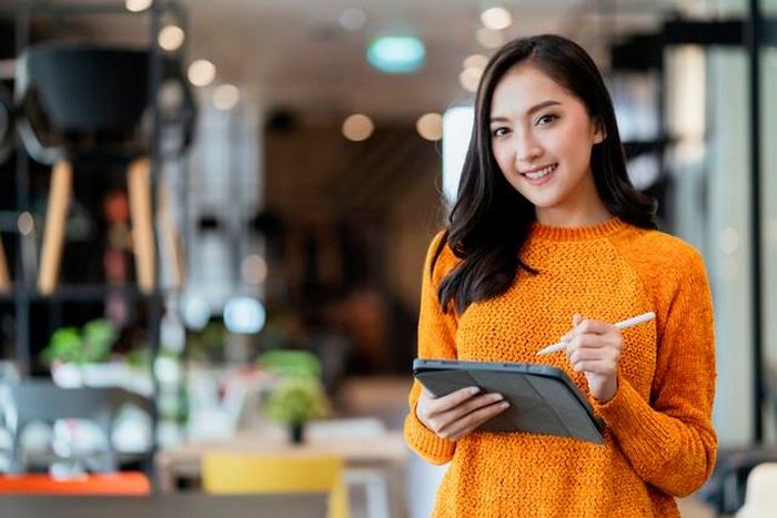 Kim Ngưu không quá thích phô trương. Họ thường lựa chọn phong cách đơn giản nhưng tinh tế, tạo cảm giác sang trọng và tự tin. Ảnh minh họa