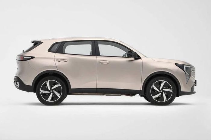 CS55 Plus 2027 sở hữu thiết kế phần đầu xe mới với lưới tản nhiệt không viền