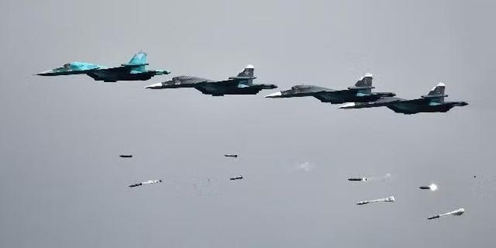 Kinh nghiệm chiến đấu thu được trên chiến trường Ukraine và việc bổ sung bom lượn đã biến những chiếc máy bay này thành một lực lượng tấn công hủy diệt mà phương Tây không có cách nào chống lại.