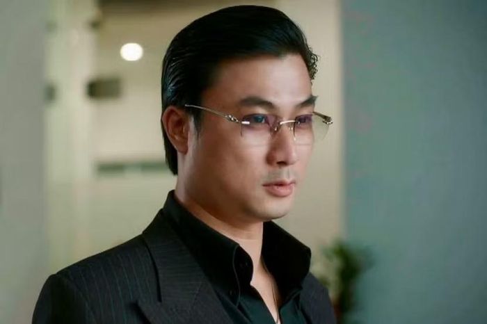 Duy Hưng vào vai Cương “đen”, tạo dấu ấn với hình ảnh một nhân vật gai góc, lạnh lùng nhưng nhiều lớp lang.