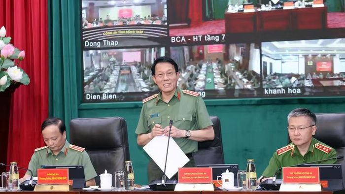 Đại tướng Lương Tam Quang - Ủy viên Bộ Chính trị, Bộ trưởng Bộ Công an phát biểu chỉ đạo tại hội nghị