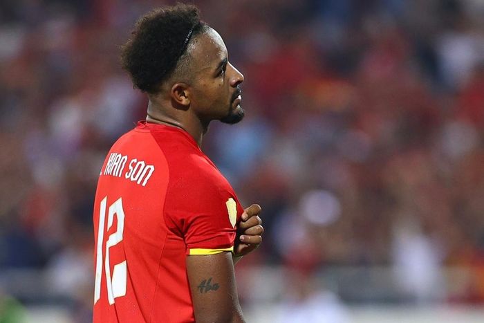  Xuân Son lập cú đúp trong chiến thắng 2-0 trước Malaysia ở bán kết lượt về tại Mỹ Đình. Anh được bình chọn là Cầu thủ hay nhất trận ở cả hai lượt bán kết. 