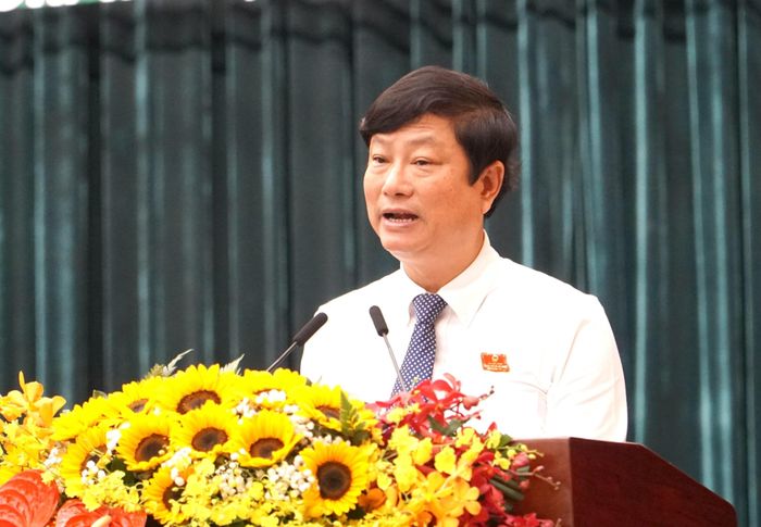 Chủ tịch HĐND TP.HCM Võ Văn Minh phát biểu khai mạc kỳ họp. Ảnh: Phan Anh.