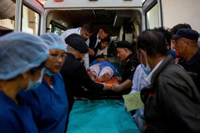  Theo Reuters, trong số những du khách nước ngoài mất tích, có 47 công dân Mỹ, 133 công dân Ấn Độ, 90 công dân Italy, 53 công dân Ukraine, 34 công dân Australia, cùng nhiều người Anh, Nga, Bỉ, Hàn Quốc.... Ảnh: Zuma Press. 