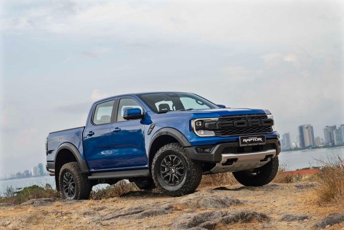  Ford Ranger Raptor là một trong những mẫu xe nhập Thái đáng chú ý hàng đầu thị trường Việt. Ảnh: Ford Việt Nam. 