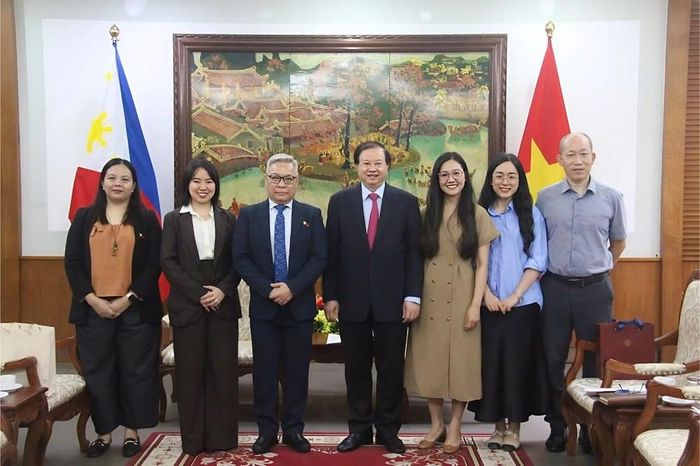 Hai bên nhất trí thúc đẩy hợp tác văn hóa - nghệ thuật