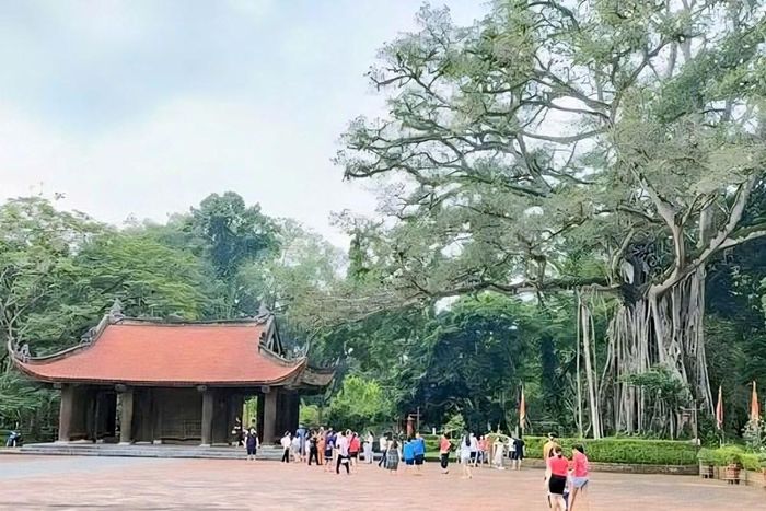 Khu di tích quốc gia đặc biệt Lam Kinh là một trong những điểm đến được nhiều du khách lựa chọn khi đến Thanh Hóa