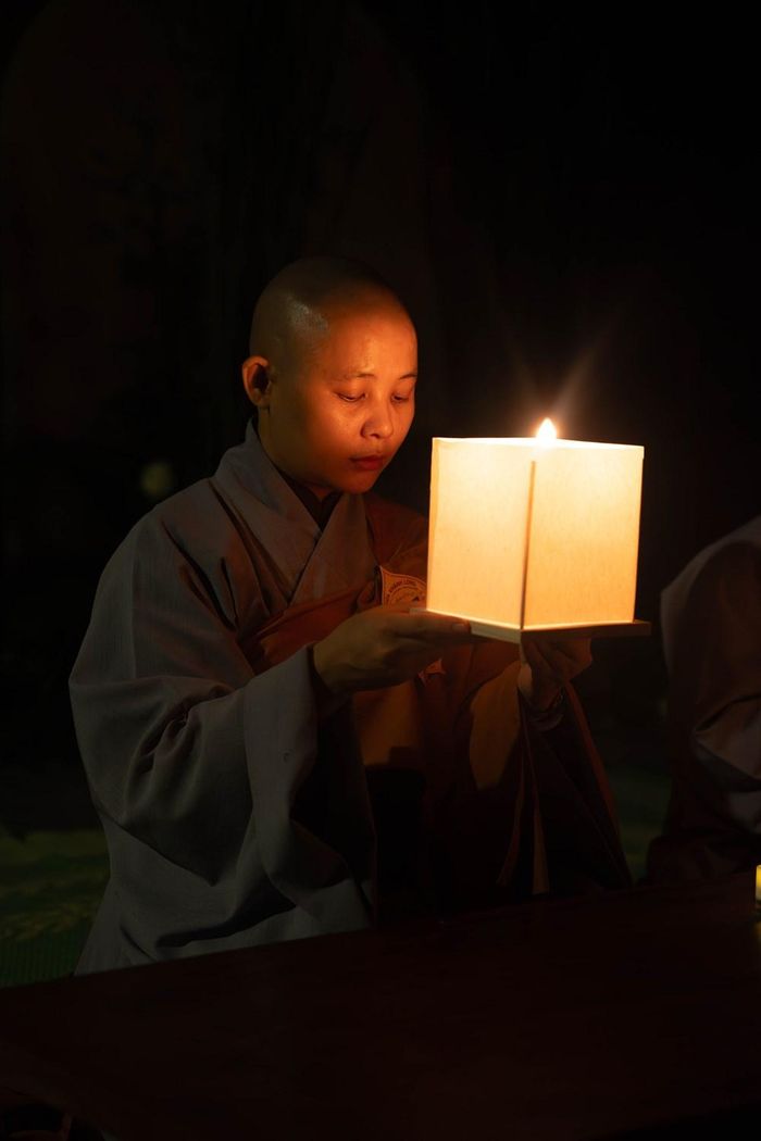 Dâng đăng cảm nguyện