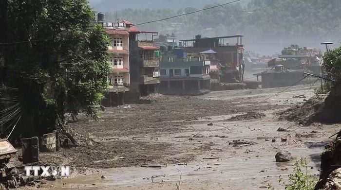 Khu vực bị tàn phá do lũ quét cuốn theo bùn đất tại Nepal. Ảnh: TTXVN