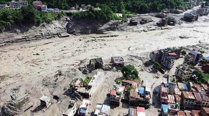 Khu vực bị lũ quét tàn phá tại Rasuwa, Nepal ngày 26.8. Ảnh: ANI/TTXVN phát