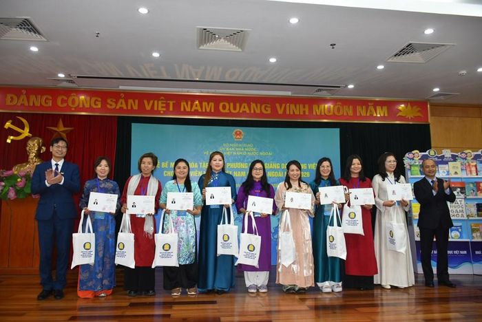 Khóa tập huấn cũng mở rộng các kết nối chuyên môn sau chương trình