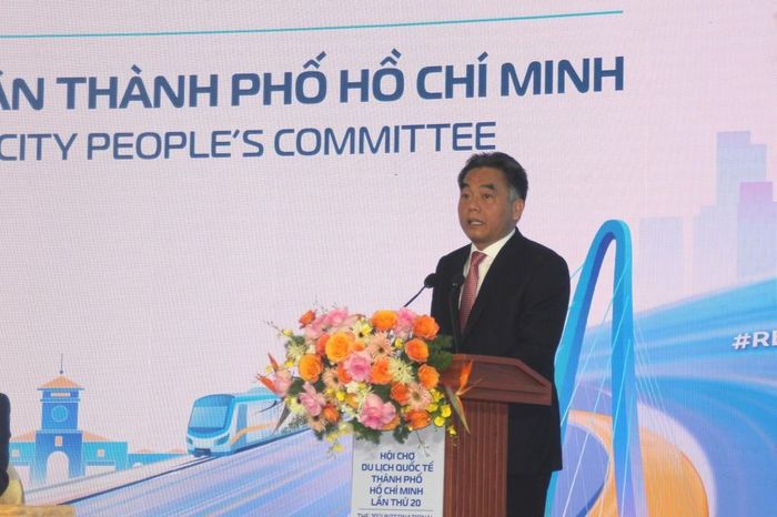 Ông Nguyễn Lộc Hà, Phó Chủ tịch UBND Thành phố Hồ Chí Minh, phát biểu tại diễn đàn. Ảnh: Mỹ Phương – TTXVN