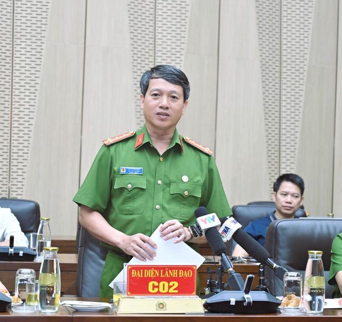 Trước đó, Đại tá Bùi Tuấn Anh đã thông tin về các hành vi đánh bạc, cá độ bóng đá tại Họp báo thông báo tình hình, kết quả công tác công an 6 tháng đầu năm 2026 do Bộ Công an tổ chức.