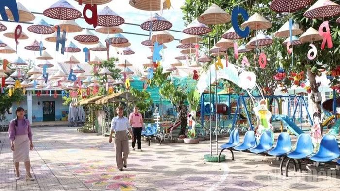 Đội ngũ giáo viên tại các trường học ở xã Ninh Sơn trong tâm thế sẵn sàng bước vào năm học mới. (Ảnh: NGUYỄN TRUNG)