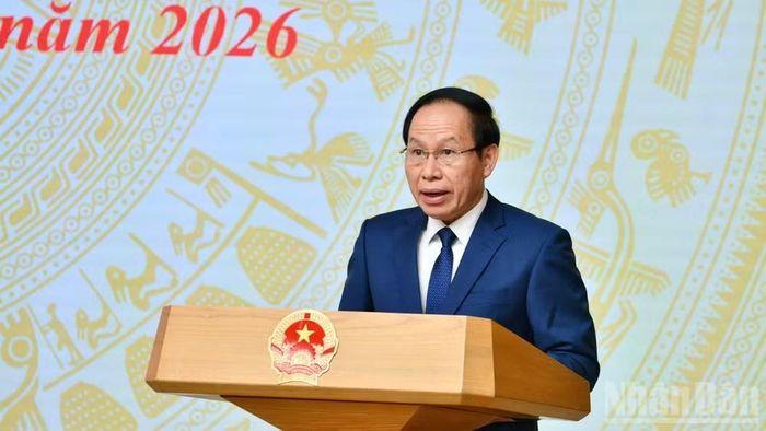 Phó Thủ tướng Chính phủ Lê Tiến Châu phát biểu ý kiến khai mạc Hội nghị tổng kết năm học 2025-2026, triển khai nhiệm vụ năm học 2026-2027. (Ảnh: THANH GIANG)
