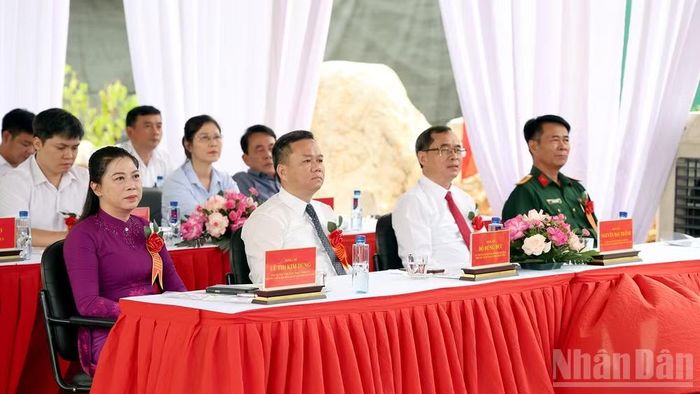 Đại biểu dự lễ khánh thành dự án. (Ảnh: Đức Thắng)