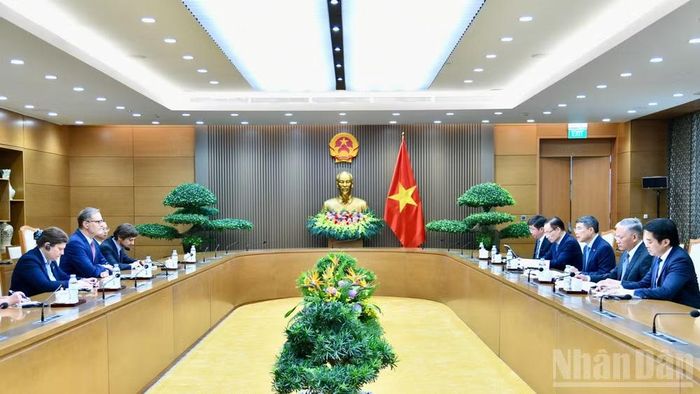 Quang cảnh buổi tiếp. (Ảnh: THANH GIANG)
