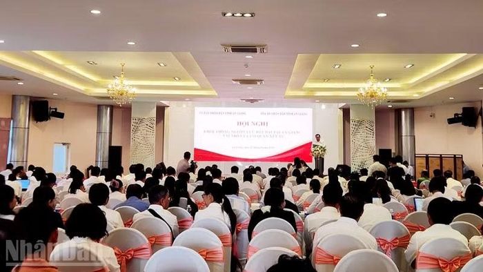Quang cảnh hội nghị. (Ảnh: QUỐC TRINH)