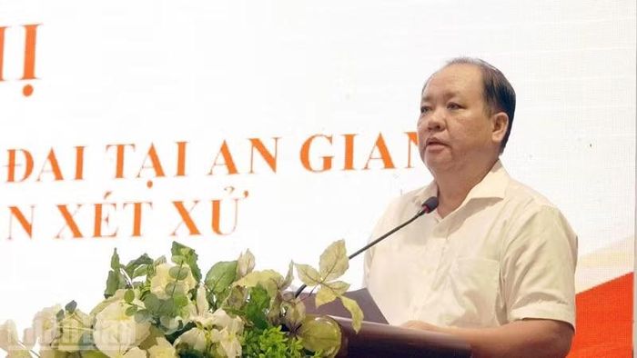 Phó Chủ tịch Thường trực Ủy ban nhân dân tỉnh An Giang Nguyễn Thanh Phong phát biểu. (Ảnh: QUỐC TRINH)
