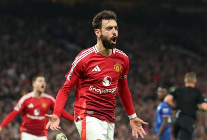  Bruno Fernandes được vinh danh là Cầu thủ xuất sắc nhất mùa giải 2025-2026. Ảnh: Getty  