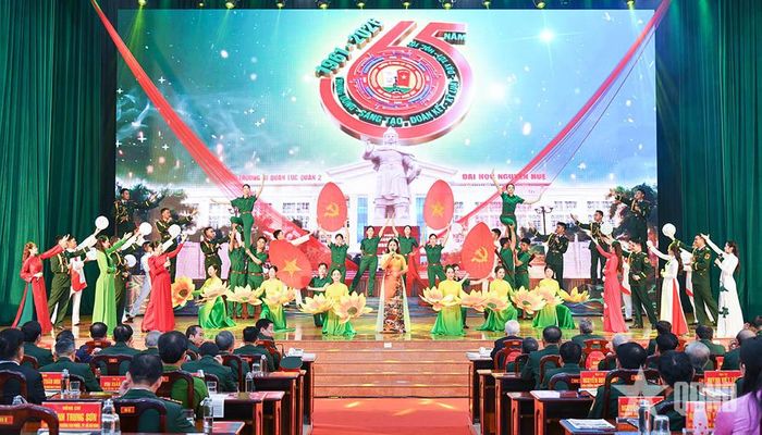 Chương trình nghệ thuật tại lễ kỷ niệm. 