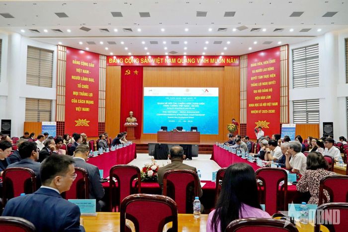  Quang cảnh hội thảo.