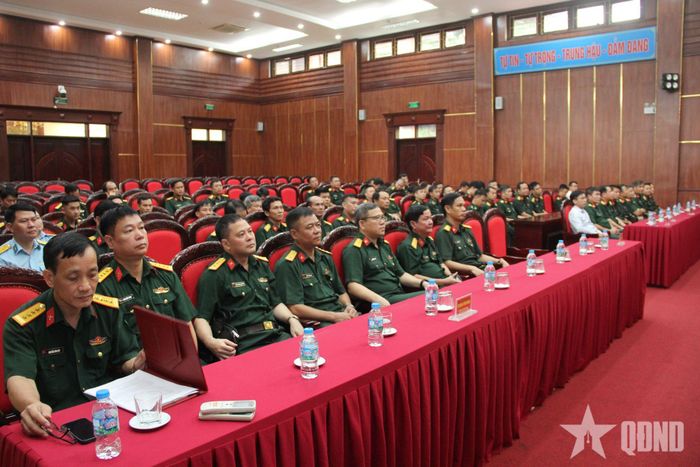 Các đại biểu dự bế mạc tập huấn.