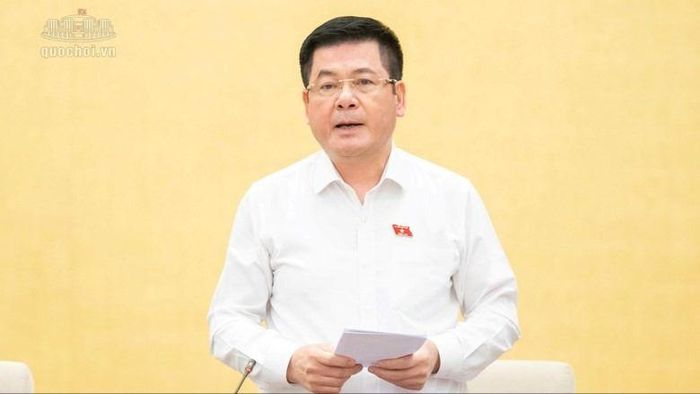  Phó Chủ tịch Quốc hội Nguyễn Hồng Diên phát biểu về dự thảo Luật Luật sư (sửa đổi). Ảnh: Cổng thông tin điện tử Quốc hội 