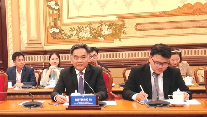 Phó Chủ tịch Thường trực UBND TPHCM Nguyễn Lộc Hà phát biểu tại buổi tiếp. Ảnh: MINH CHÂU