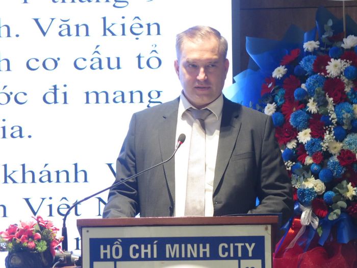  Đại biện lâm thời Cộng hòa Slovakia tại Việt Nam Marian Veres phát biểu. Ảnh: THỤY VŨ 