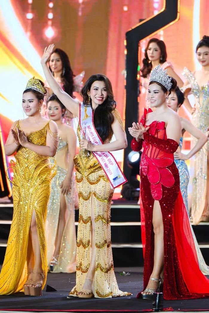 Nguyễn Thị Phượng Liên đạt giải Người đẹp Làn da đẹp. (Ảnh: Team Bình Nguyễn)