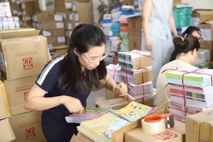 NXBGDVN khẳng định hoàn toàn không có sự thiếu hụt SGK khi xét về mặt tổng sản lượng và nguồn cung tổng thể.