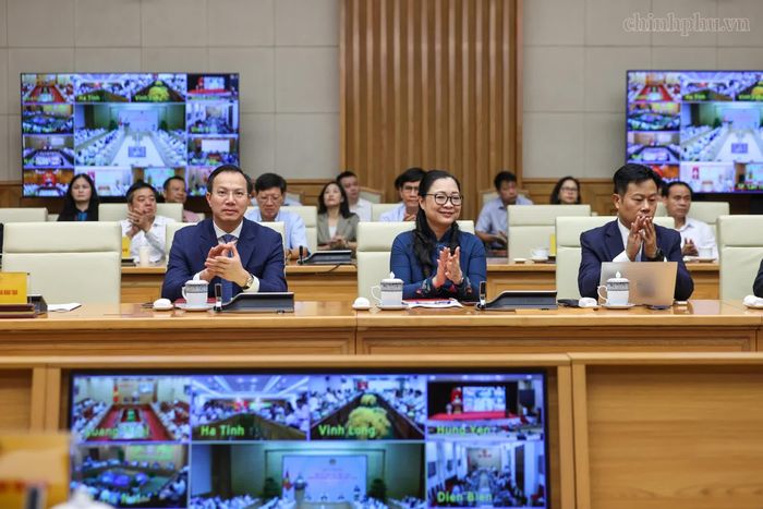 Lãnh đạo Bộ GD&ĐT tham dự Hội nghị - Ảnh: chinhphu.vn/Nhật Bắc.