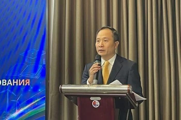 PGS.TS Lê Trung Thành, Phó Hiệu trưởng Trường Đại học Kinh tế - Đại học Quốc gia Hà Nội phát biểu. (Ảnh: Trần Dung)
