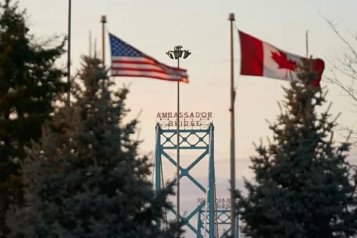 Cầu Ambassador ở Windsor, Ontario, kết nối Mỹ và Canada. (Nguồn: Getty Images)
