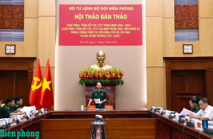 Trung tướng Nguyễn Anh Tuấn chủ trì Hội thảo. Ảnh: Dân Chủ