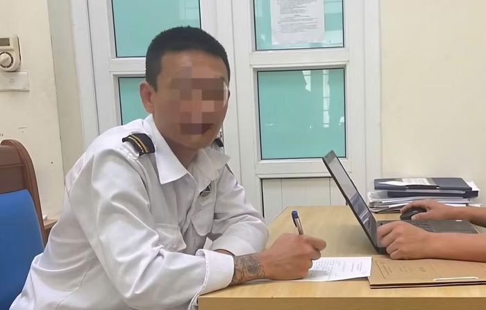 Lê Xuân Việt tại cơ quan công an - Ảnh: Công an TP Hà Nội.
