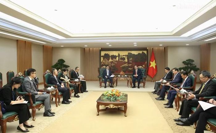 Phó Thủ tướng Thường trực Chính phủ Phạm Gia Túc đề nghị China Eximbank tiếp tục nghiên cứu, mở rộng hoạt động hợp tác đầu tư tại Việt Nam - Ảnh: VGP