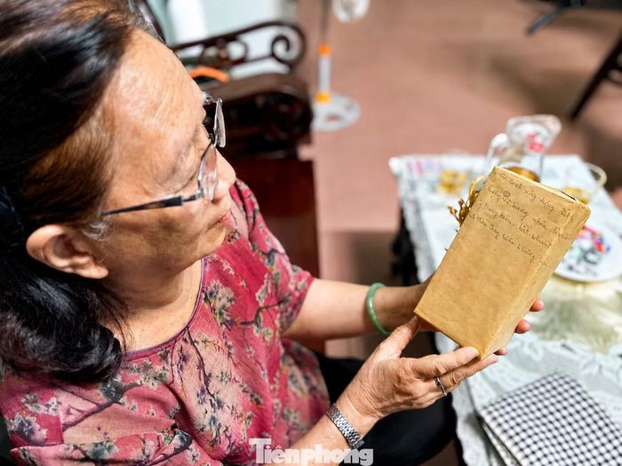 Bà Phương cho biết, người viết và người nhận thường không nắm toàn bộ quy trình để bảo đảm an toàn. Ảnh: Nguyễn Tiến
