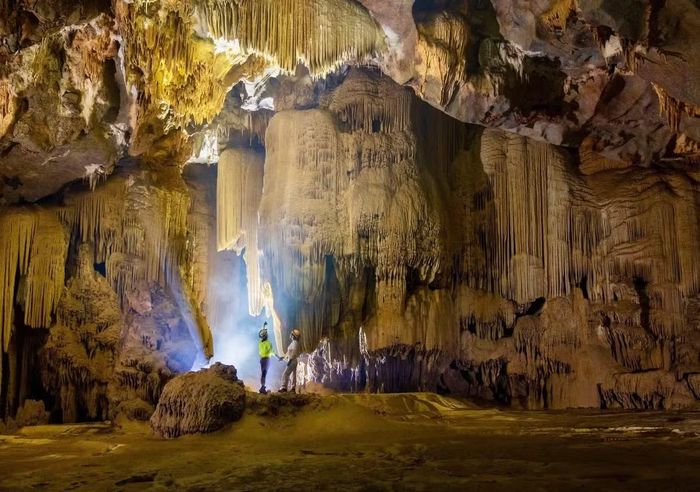 Vườn quốc gia Phong Nha - Kẻ Bàng thu hút lượng lớn khách du lịch hằng năm.
